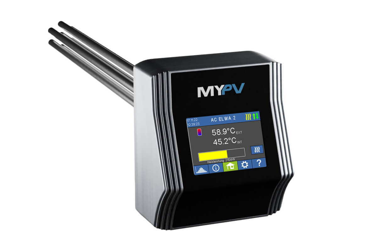 Heizstab von MyPV mit Display vor weißem Hintergrund